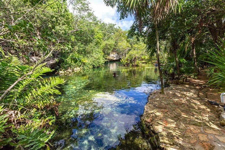 Cenote Azul corner