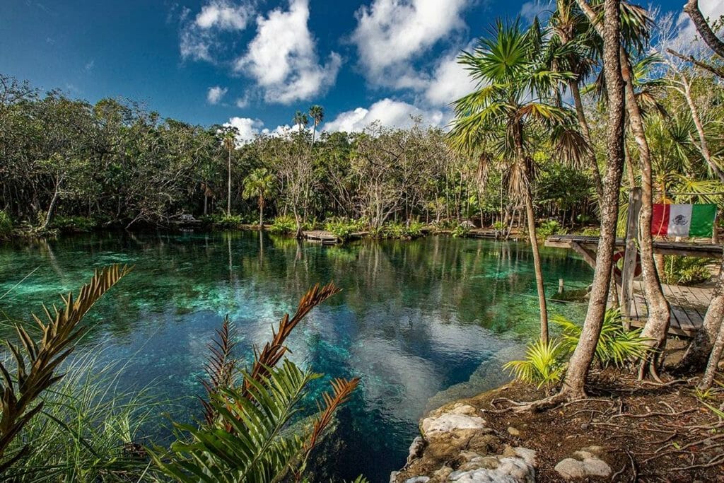 Cenote Corazon overview