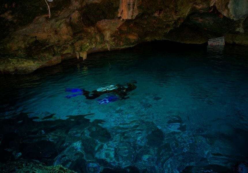 Diver in Cenote dos ojos 