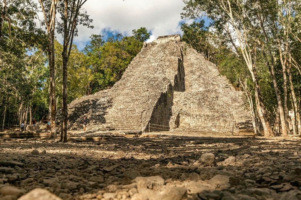 Nohoch Mul Pyramid close