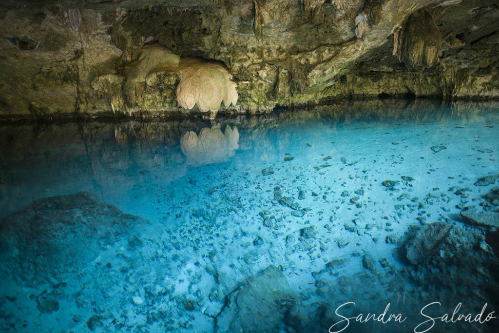cenote dos ojos
