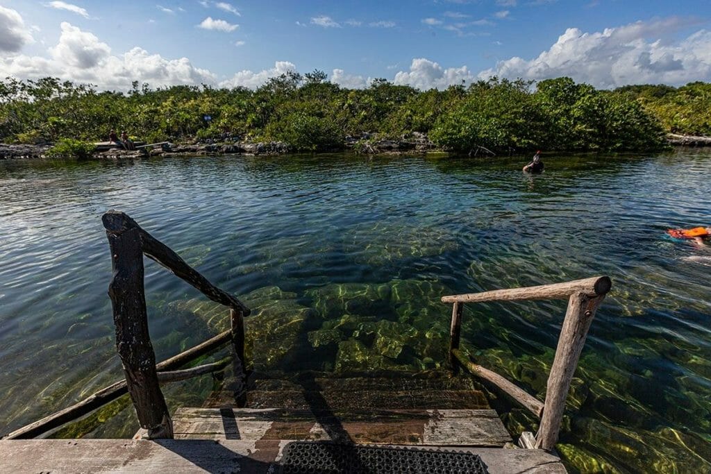 Yalku Lagoon ladder