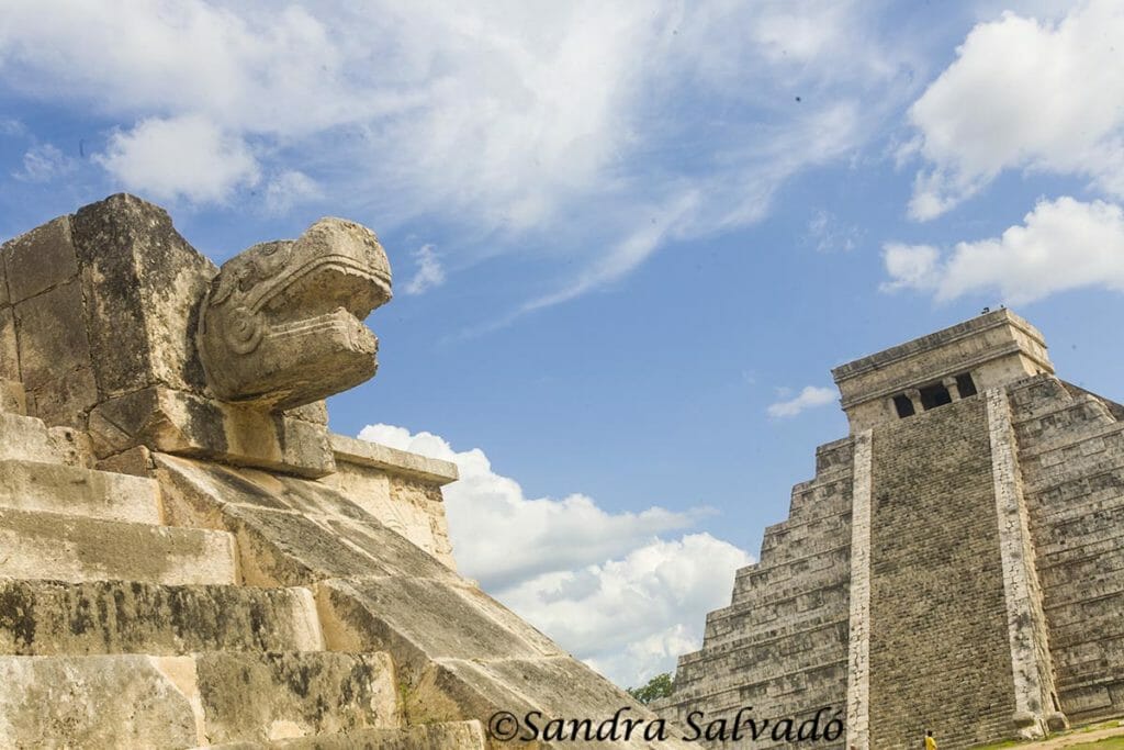 Chichen itza ruins