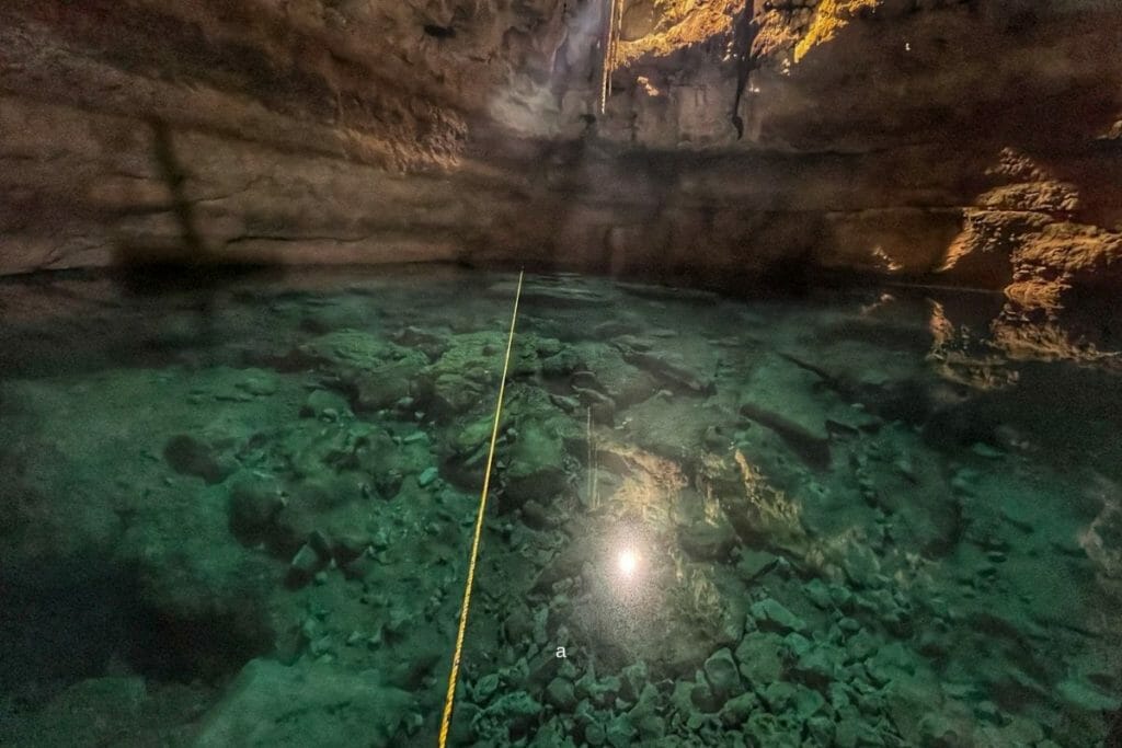 Multum ha cenote