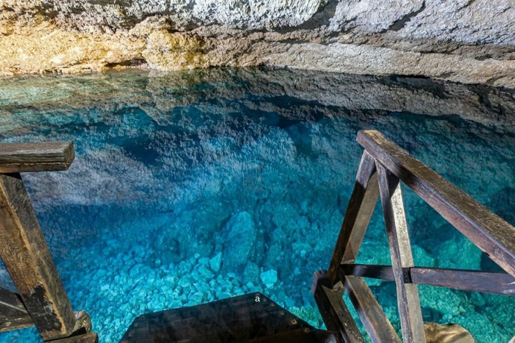 Multum ha cenote