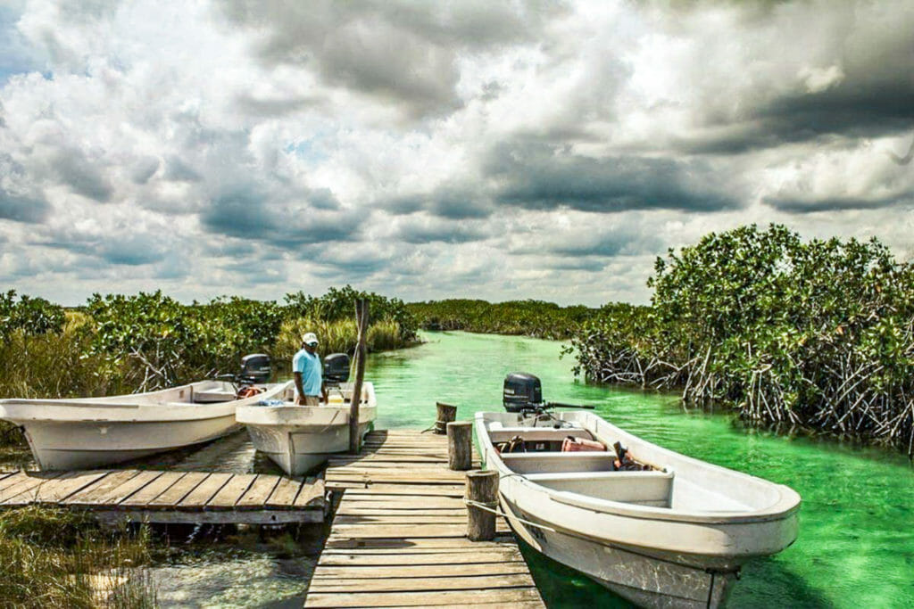 Sian-kaan canal - boat