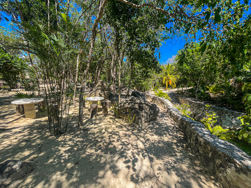 Cenote Casa del Alux facilites