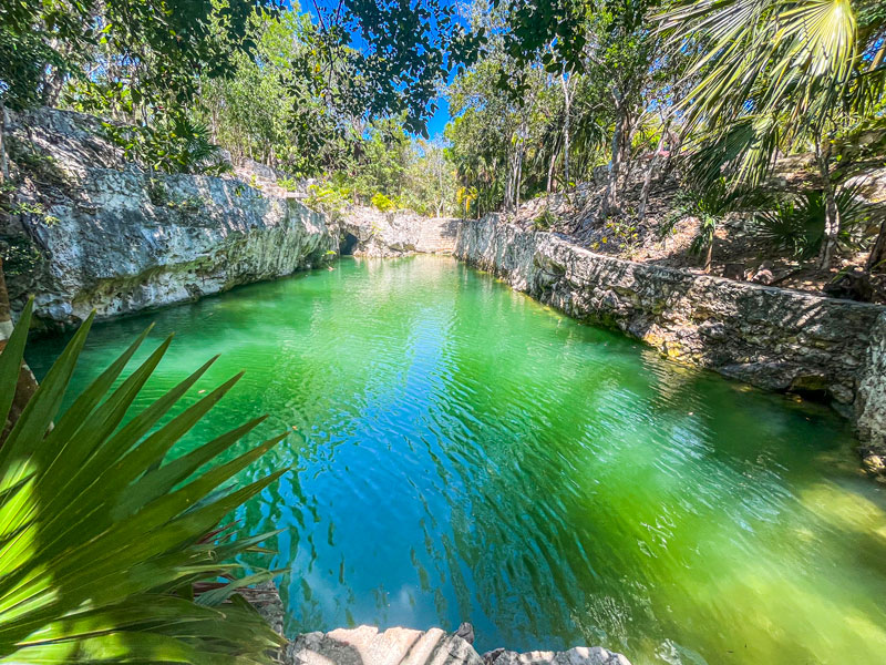 Cenote Casa del Alux overview