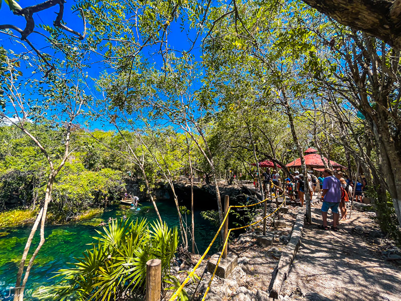 Cenote eden staff giving a brief