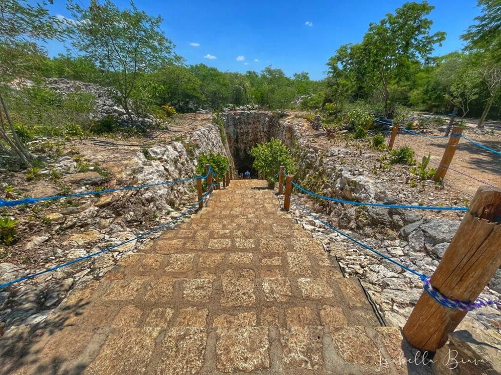 Santa Barbara Cenote Xooch Entrance