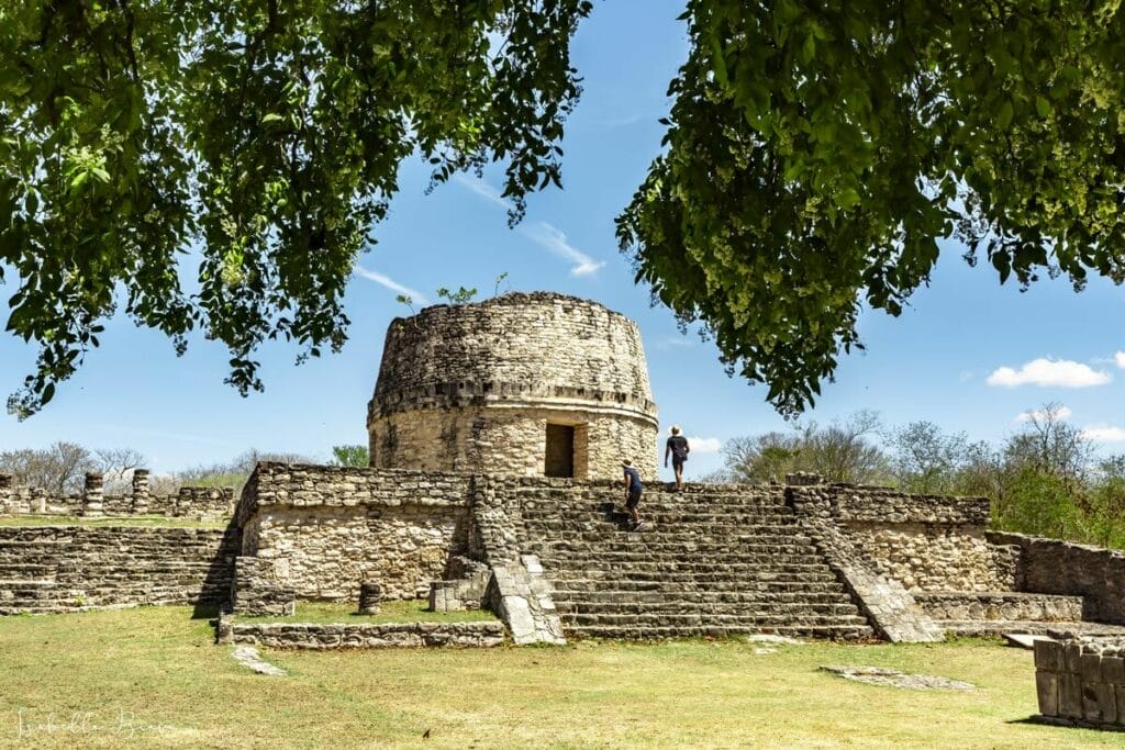 mayapan archaeological site