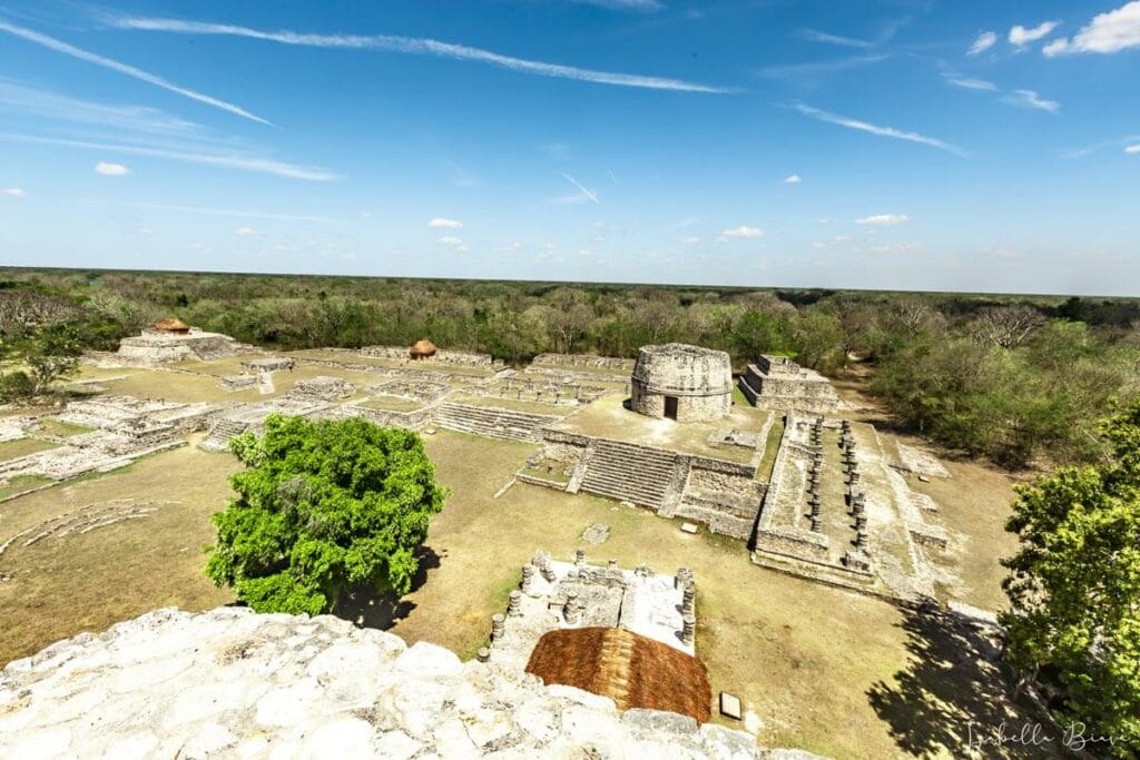 mayapan arqueological site
