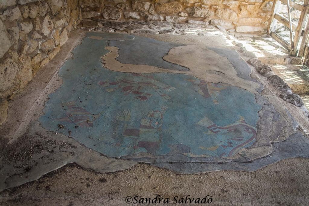mayapan ruins Templo del pescador
